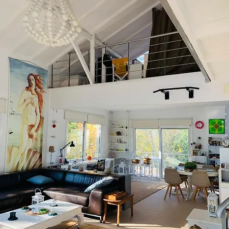 Ferienhaus Dreamy Nature Getaway - Beachfront Olympus Retreat *