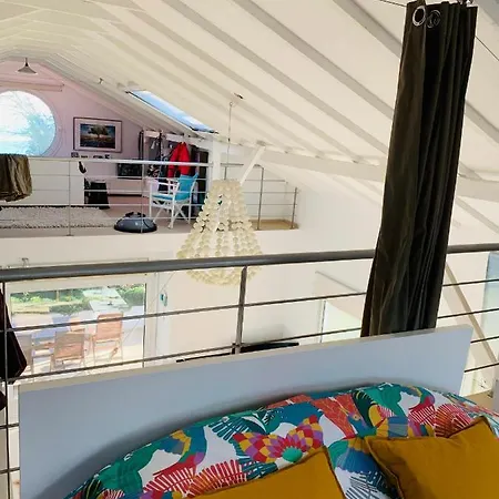 Dreamy Nature Getaway - Beachfront Olympus Retreat Ferienhaus