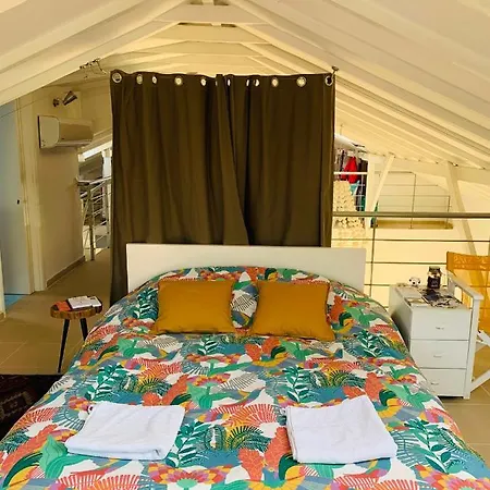 Ferienhaus Dreamy Nature Getaway - Beachfront Olympus Retreat