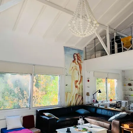 Holiday home Dreamy Nature Getaway - Beachfront Olympus Retreat